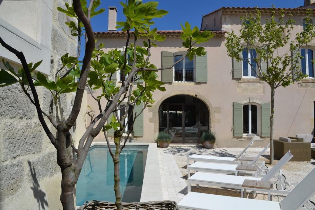 Bed and Breakfast Mas A L'Improviste Maillane Exterior foto